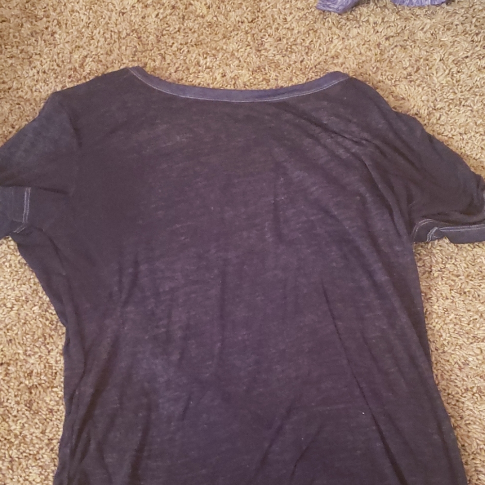 Navy blue tee